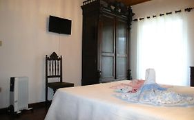 Urzelina Guesthouse