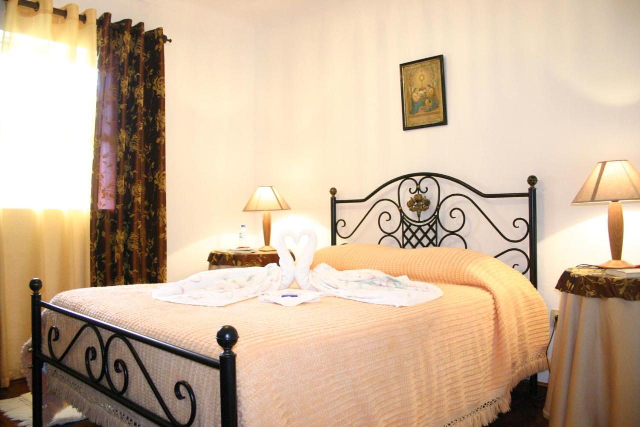 Urzelina Guesthouse Esterno foto